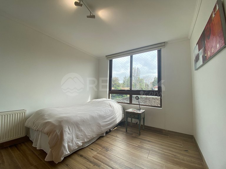 Spacious and Beautiful, Close to Metro and Parks
