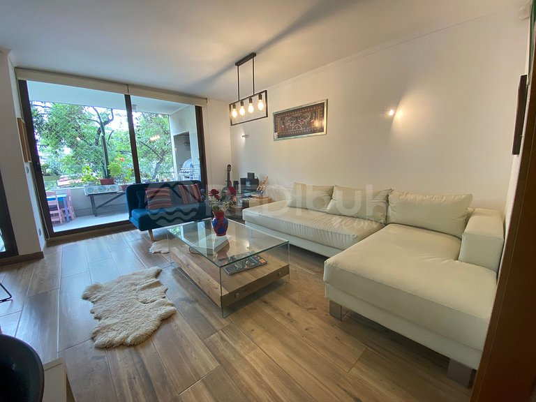 Spacious and Beautiful, Close to Metro and Parks