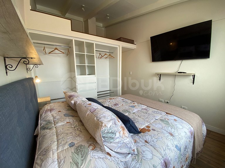 Modern, illuminated and centrally located, Valparaiso