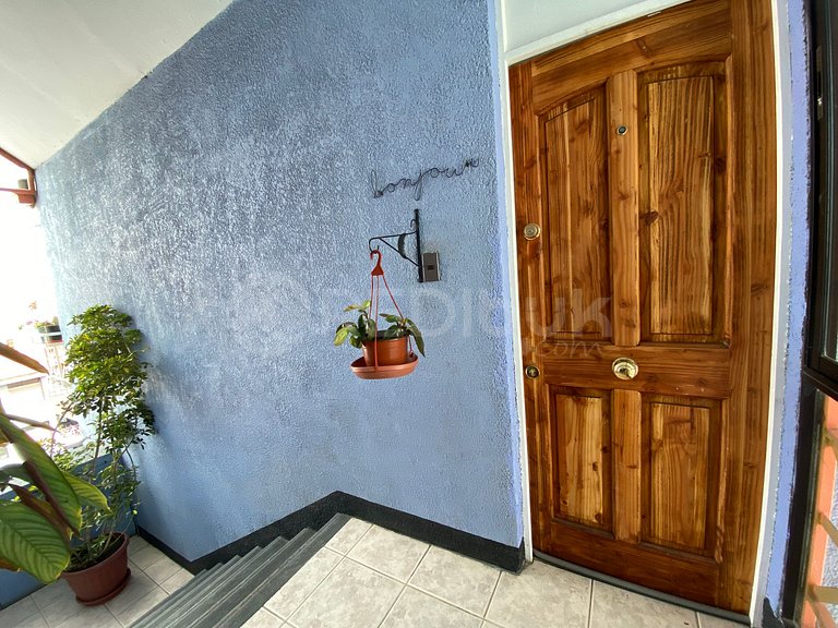 Modern, illuminated and centrally located, Valparaiso