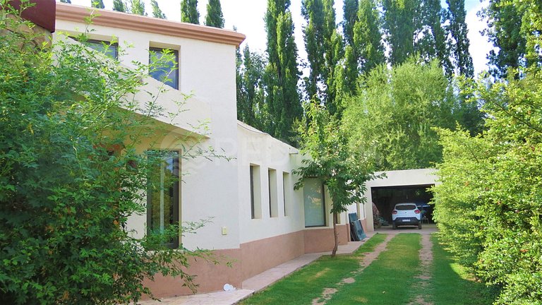 House in Villa Longone with Pool - Wine Route
