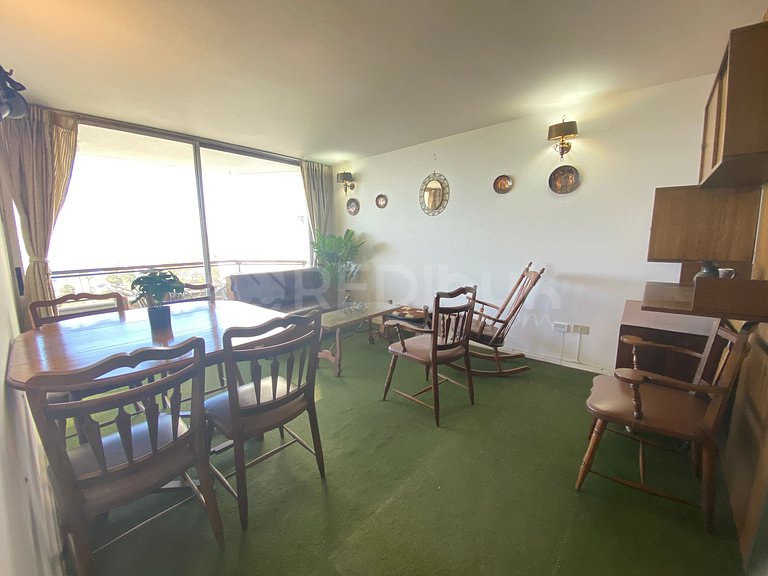 Apartment excellent location in front of the beach