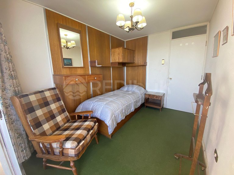 Apartment excellent location in front of the beach