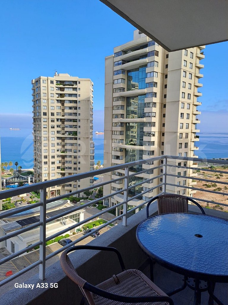 Apartment in Coraceros Vista al Mar in Viña