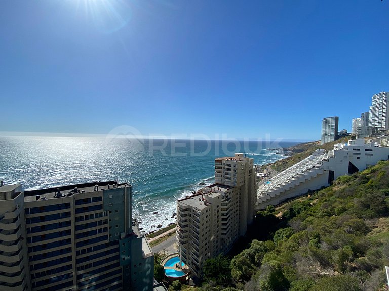 Estupendo Depto con Vista al Mar frente a Cochoa.