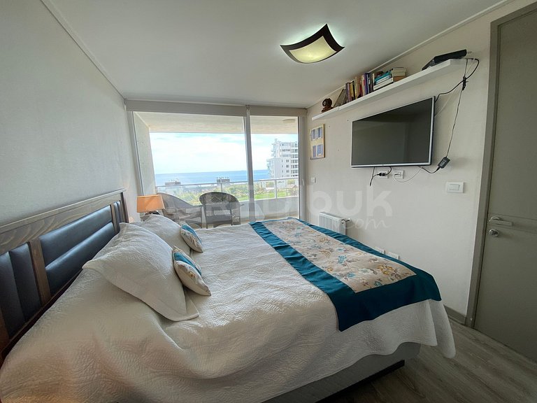 Beautiful Apartment with Ocean View