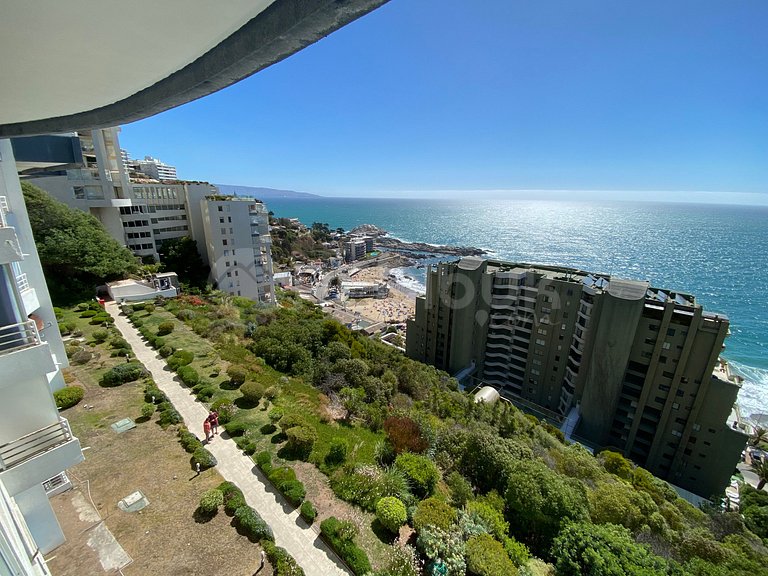 Recently remodeled apartment in Reñaca with ocean views