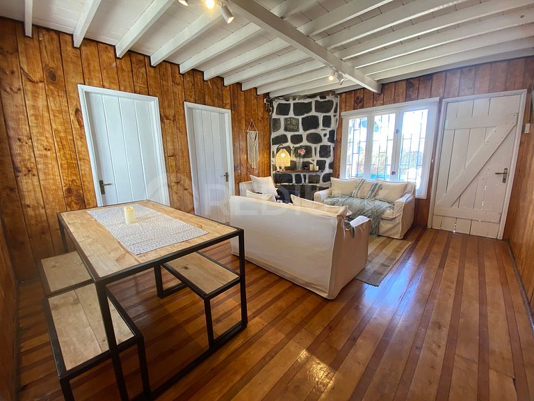 Beautiful and Cozy Cabin in Los Romeros