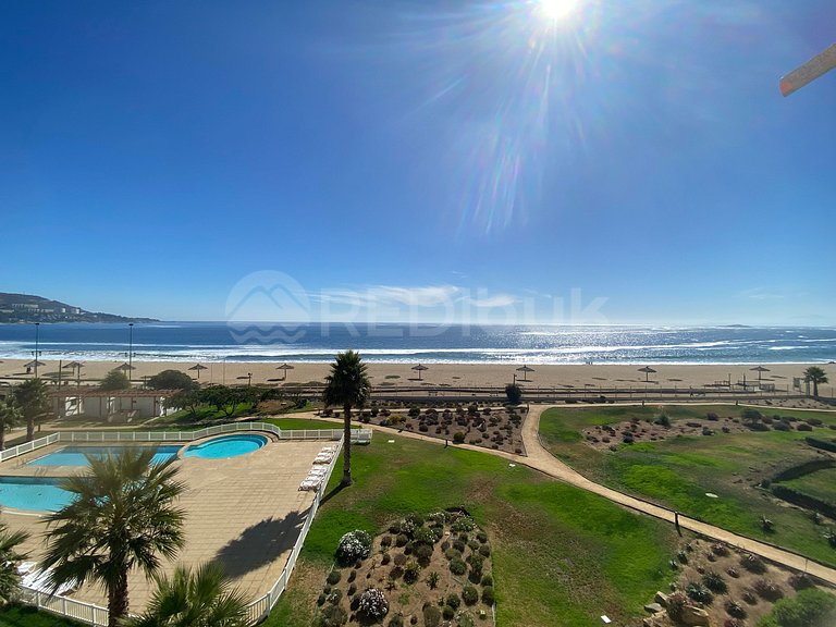 Apartment with incredible ocean views in Papudo.