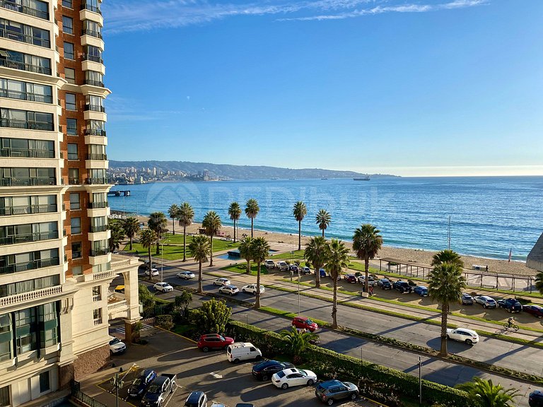 Depto Centrico Frente a la playa Viña del Mar