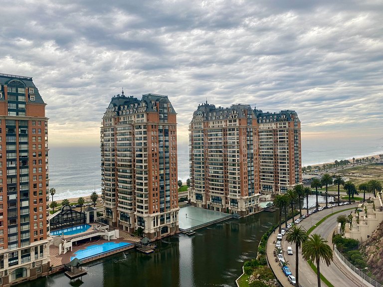 Central Apartment in front of the Viña del Mar beach