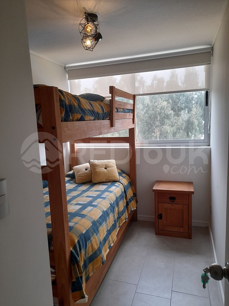 Apartment in Quiet Condominium, Algarrobo
