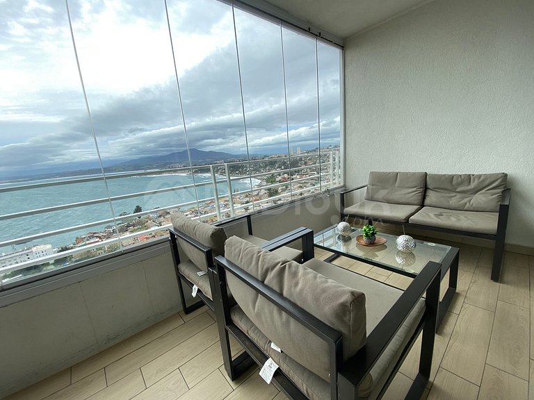 Apartment With Beautiful View in Costa de Montemar