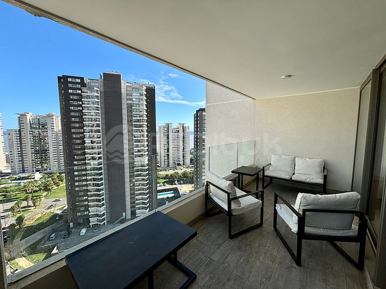 Spacious apartment in Costa de Montemar.