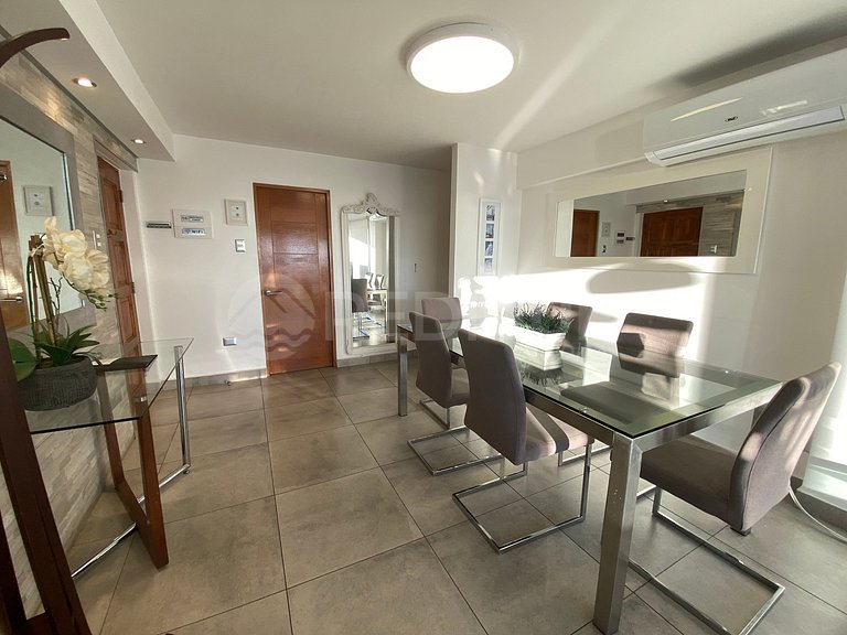 Modern and Beautiful Apartment on the Front Line.