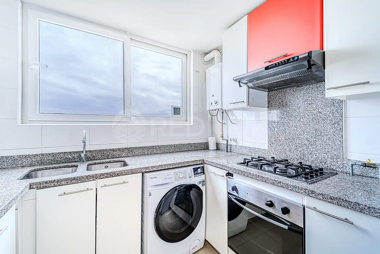 Incredible apartment steps from Av. del Mar
