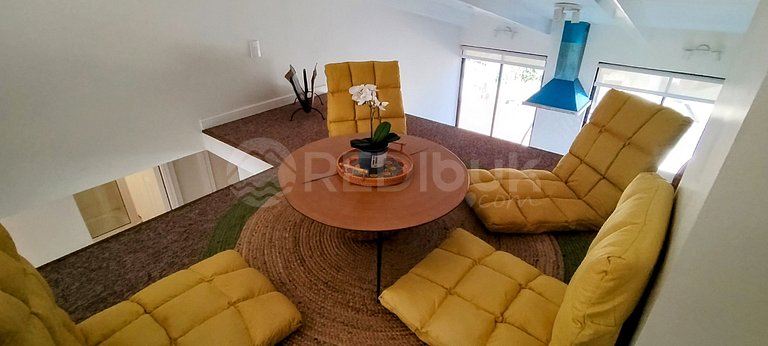 Modern, illuminated and centrally located, Valparaiso