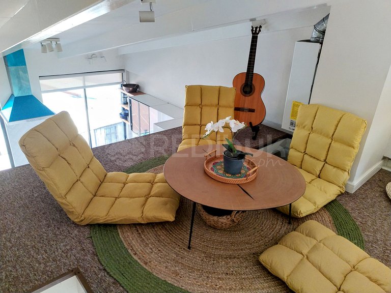 Modern, illuminated and centrally located, Valparaiso