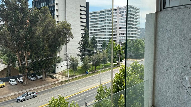 Rbk° Depto nuevo en sector alto de Las Condes