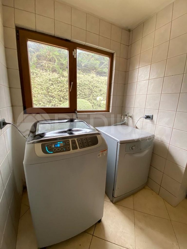 Spacious house with swimming pool & children's games