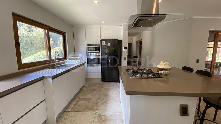 Spacious house with swimming pool & children's games