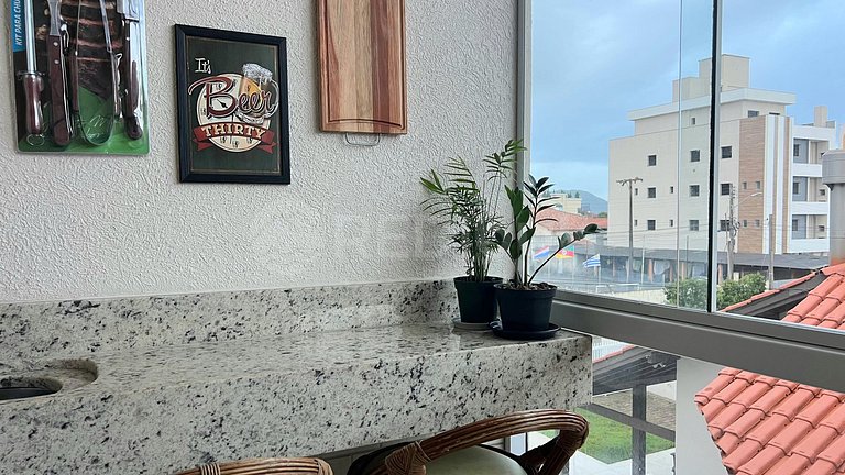 Apartamento para 6 pessoas a 2 quadras do mar
