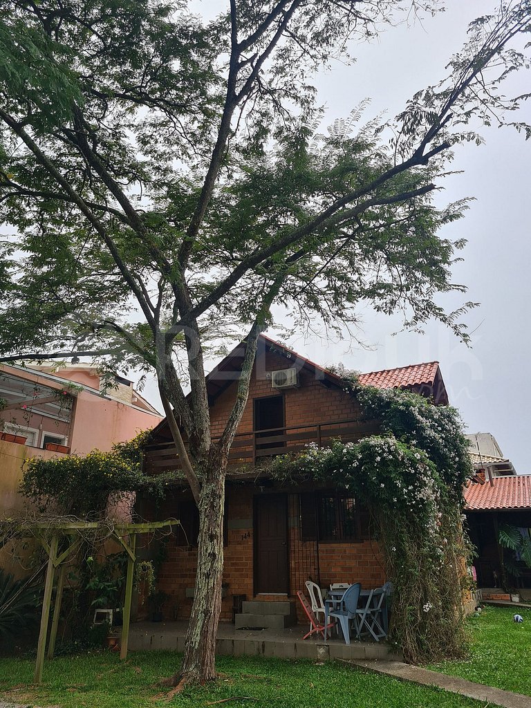 House near the beach for 4 people