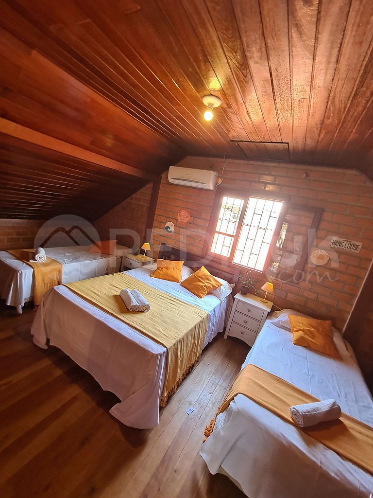 House for 8 people near the beach