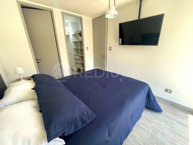 New 2 bedroom apartment steps from Club Hipico