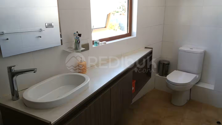 Mediterranean house for 10 people with a pool