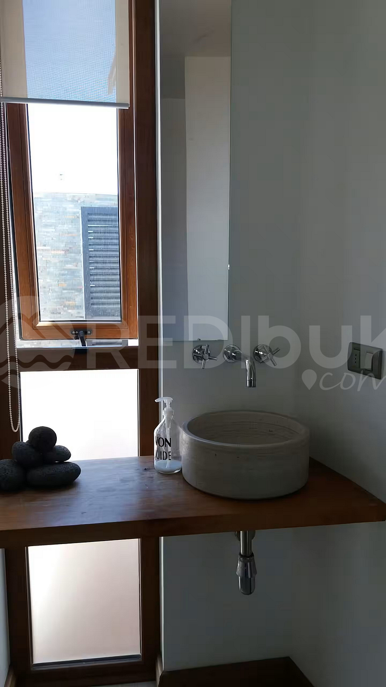 Mediterranean house for 10 people with a pool