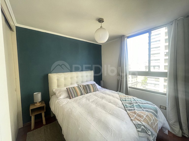 Apartment w/ great location just steps from metro
