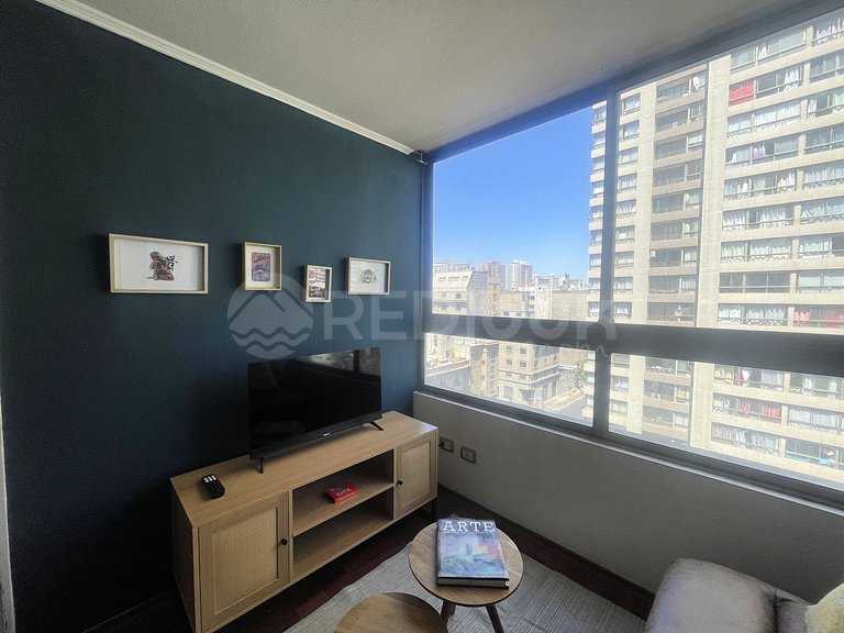 Apartment w/ great location just steps from metro