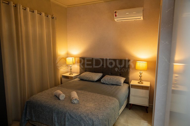 Duplex (2 pisos), moderno y muy confortable.