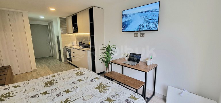 Studio nuevo y funcional próximo al Club Hípico