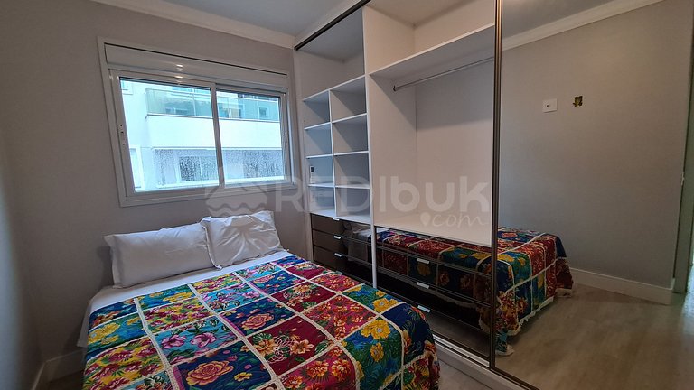 Rbk° Departamento 3 D, 50m del mar, con pileta.