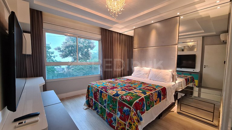 Rbk° Departamento 3 D, 50m del mar, con pileta.