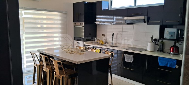 Rbk° New house with pool, sea view, and A/C