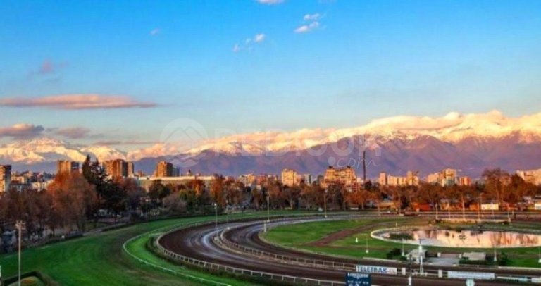 Rbkº Hermoso Studio en las cercano del Club Hípico