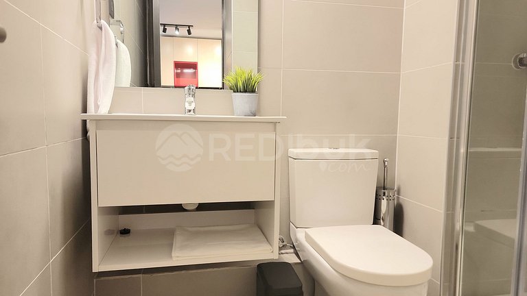 Rbk° Nuevo estudio con aire acondicionado en Stgo.