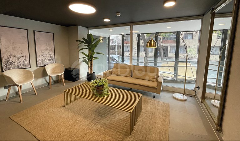 Rbk° Nuevo estudio con aire acondicionado en Stgo.