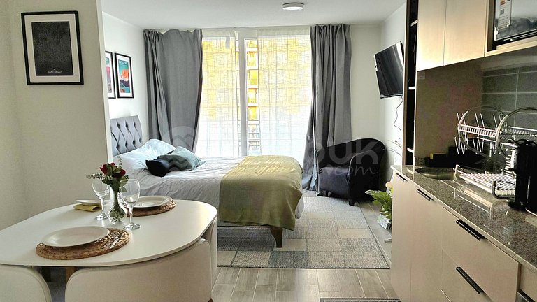 Rbk° Comfortable Studio steps from Movistar Arena