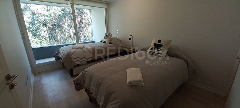 Rbkº Moderno depto en Jardín del Mar Reñaca