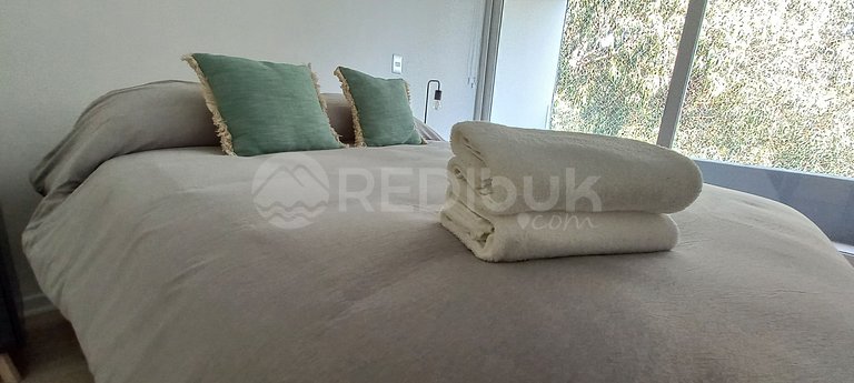 Rbkº Moderno depto en Jardín del Mar Reñaca