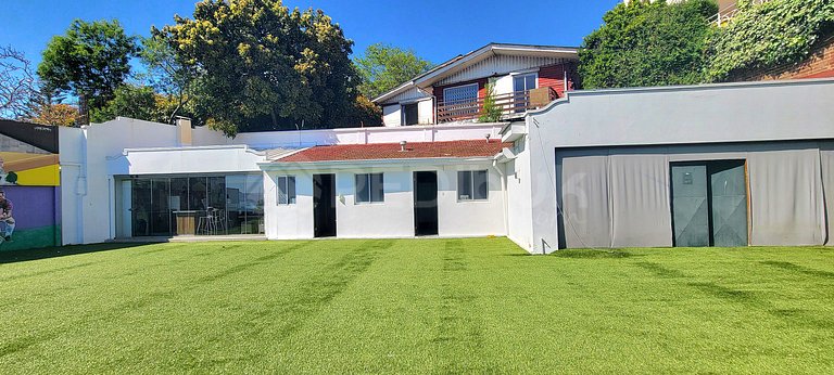 Incredible house for 15 people in front of the sea
