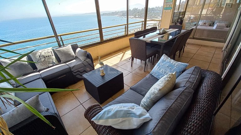 Rbkº Maravilloso depto con vista al Club de Yates