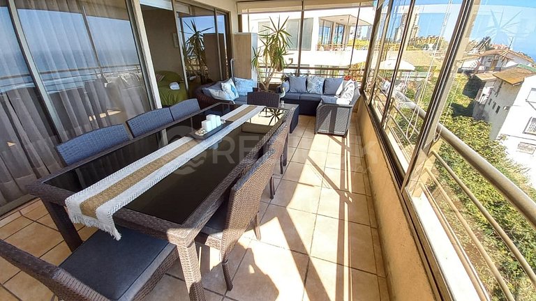 Rbkº Maravilloso depto con vista al Club de Yates