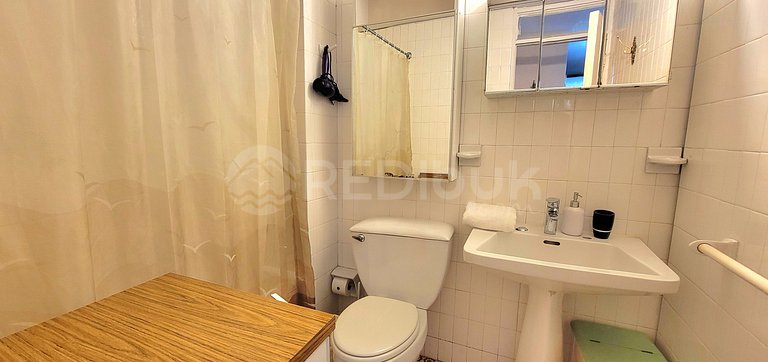 Apartment excellent location in front of the beach