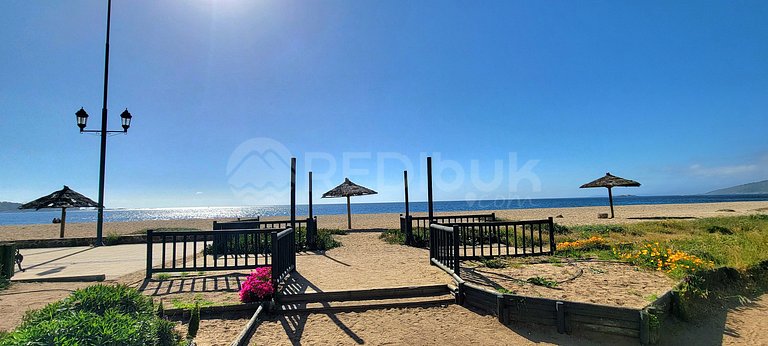 Apartment with incredible ocean views in Papudo.