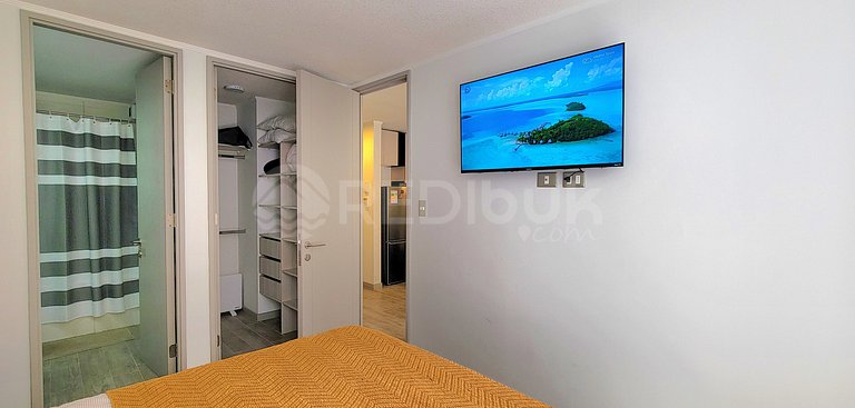 New apartment just steps from Movistar Arena